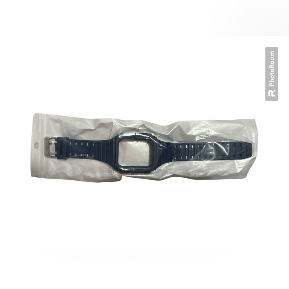 NWT Plastic Apple Watch Protector Cover Band Fits 42/44